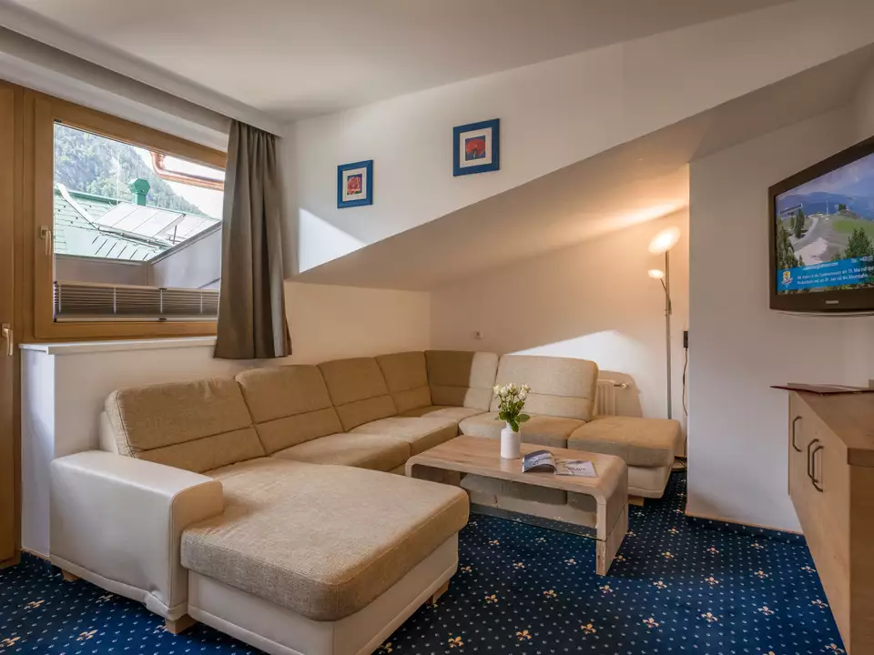 Suite mit Dachschrägen und getrennten Schlafräumen