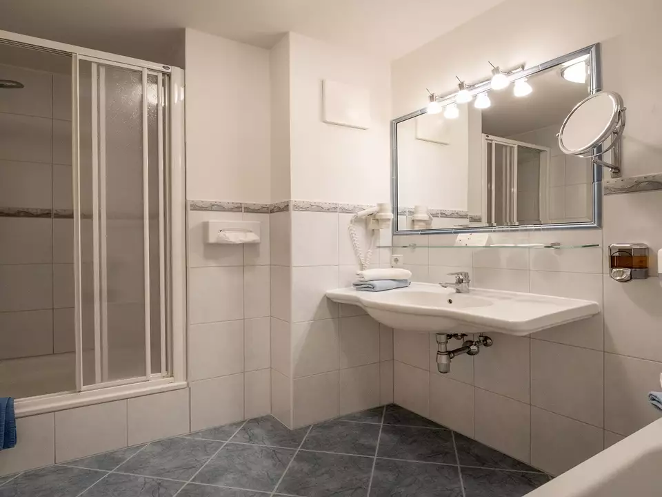 Badezimmer Doppelzimmer Steinerkogel 