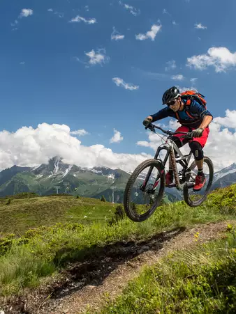Mountainbiketour am Penken mit Aussicht auf die Zillertaler Alpen